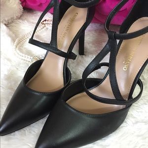 NWT black strap pumps